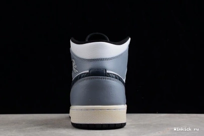 Mid Air Jordan 1 0821